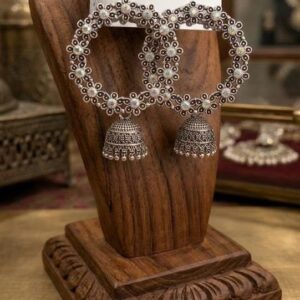 OXIDISED ROUND SHAPED FLORAL JUMIKA